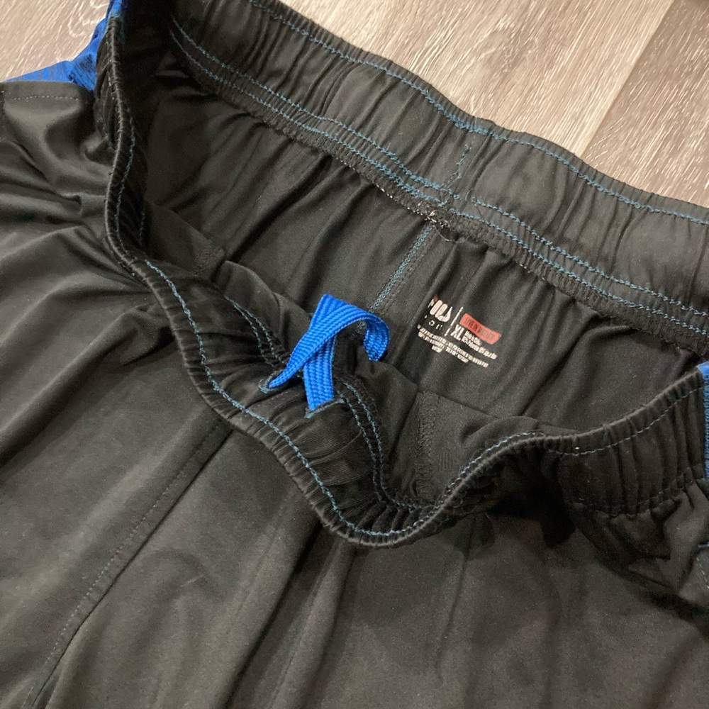 Fila Shorts XL Black and Blue Basketball Athletic Shorts - Picture 6 of 8